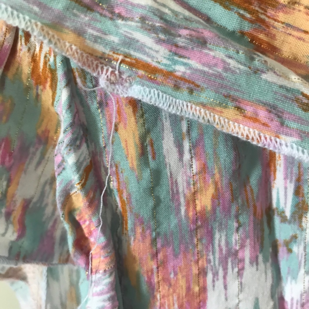 🌻Multicolor with Shimmer Ruffle Tank - Picture 8 of 8